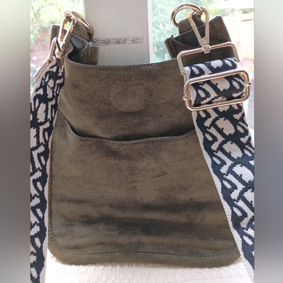 Ah Domed Handbags - Ah Domed Messenger Bag Vegan Suede Leather Green 9x9 .New No Tag